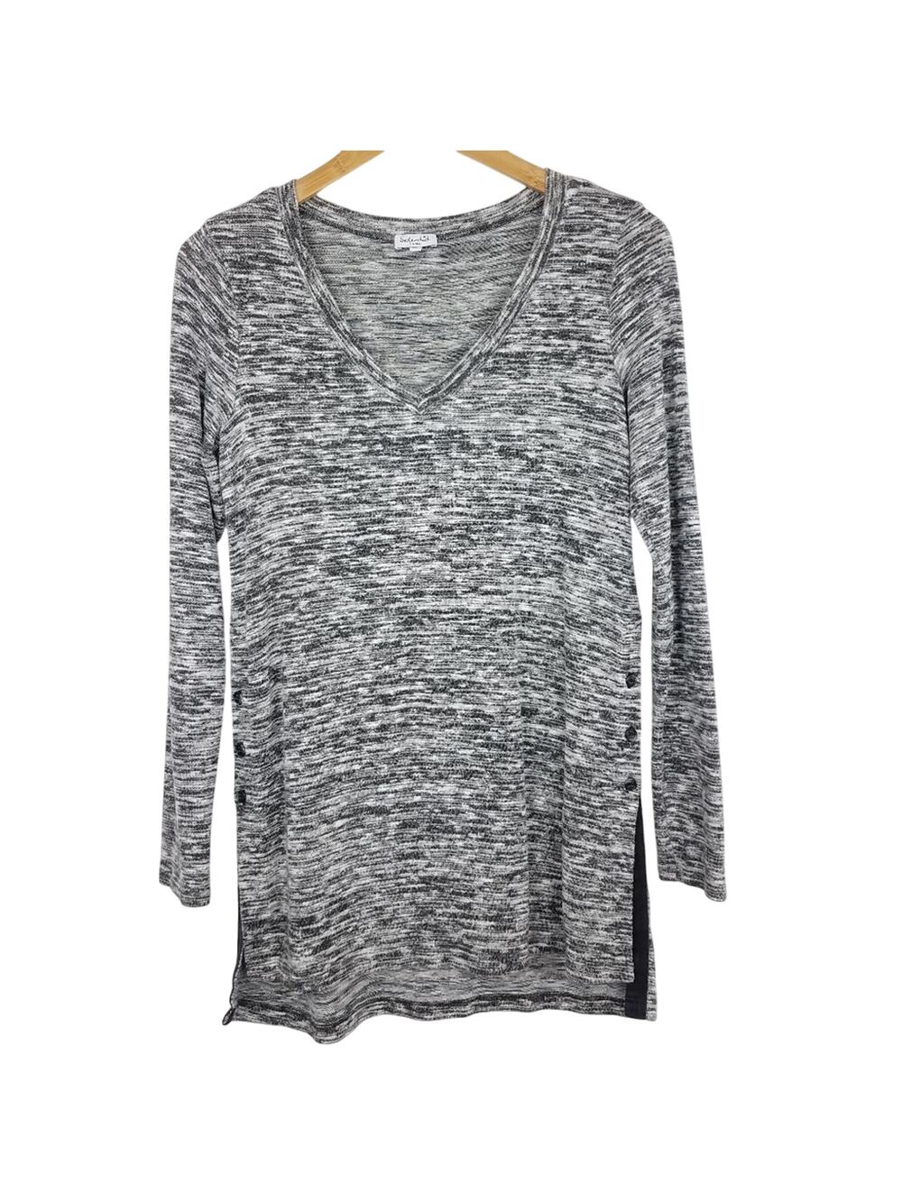 Black & White V Neck Sweater Splendid Small Soft
